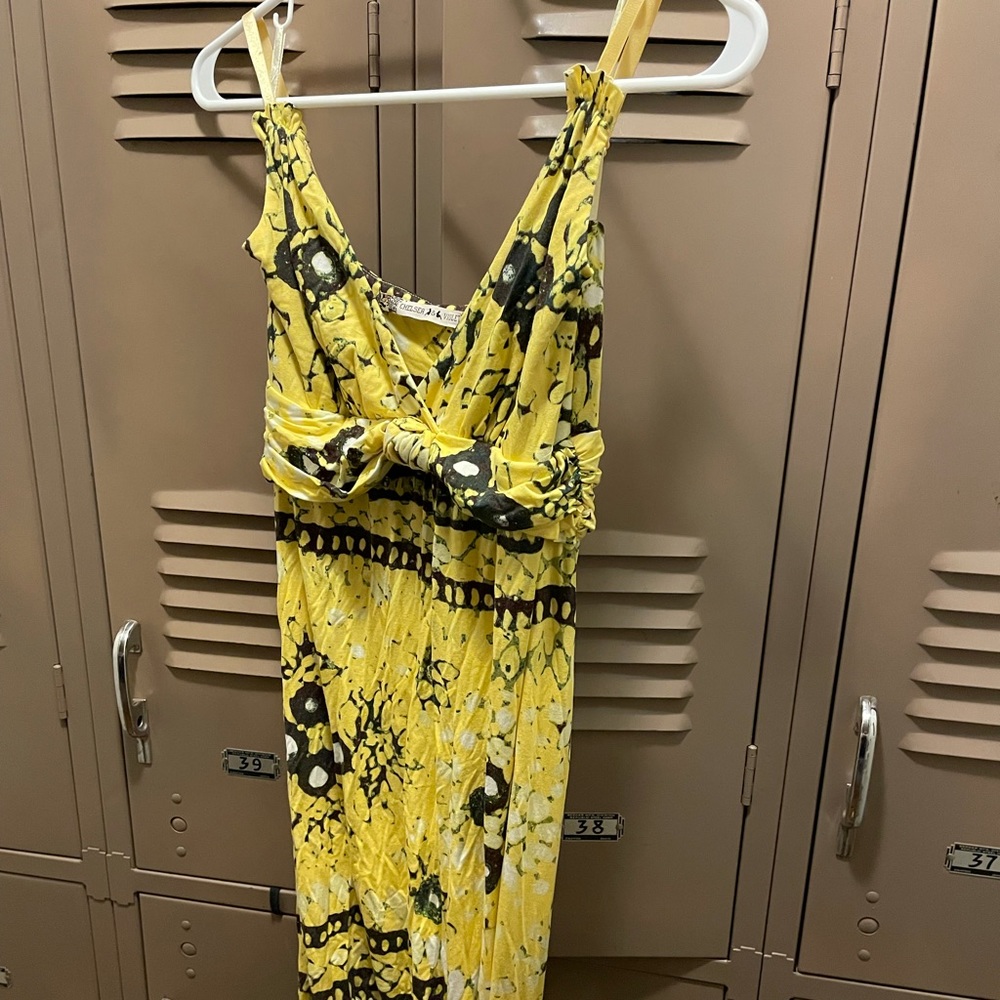 Chelsea and Violet Yellow Maxi Dress-Medium